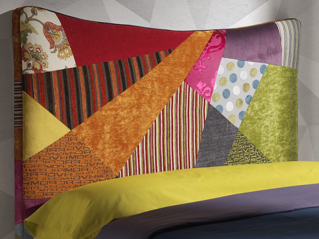 Cabecero de cama tapizado con goma espuma y patchwork